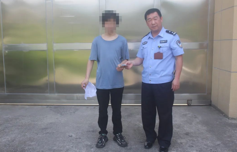 福建福安市拘留所赠“爱心路费”帮助解拘人员回家