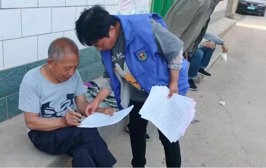 山西吕梁文水县：踏查罂粟干劲足   禁毒铲毒全覆盖