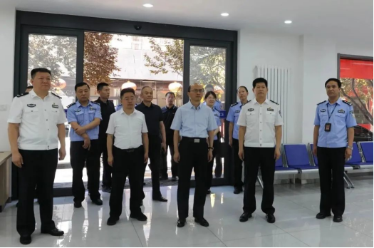 山西省公安厅党委委员、副厅长曾涛深入临汾直属公安分局调研