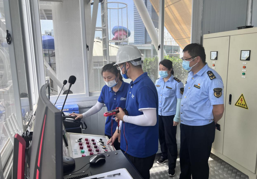 厦门湖里：开展“潮汐之眼”摩天轮特种设备应急救援演练