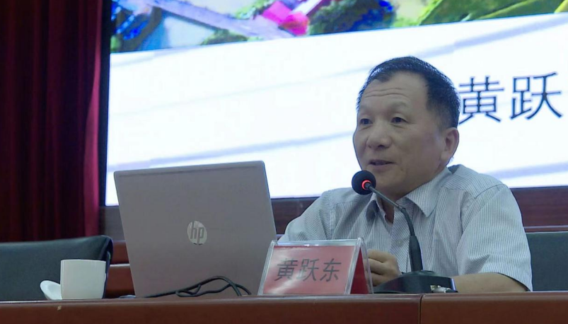 福建华安县委理论学习中心组集中学习浙江“千万工程”经验