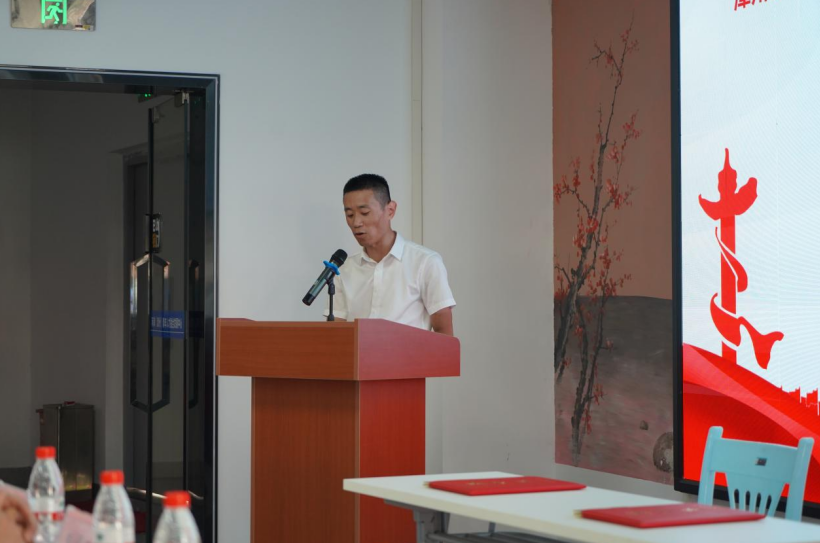 福建漳州天成人才科技投资集团与漳州职业技术学院经济管理学院签署战略合作协议