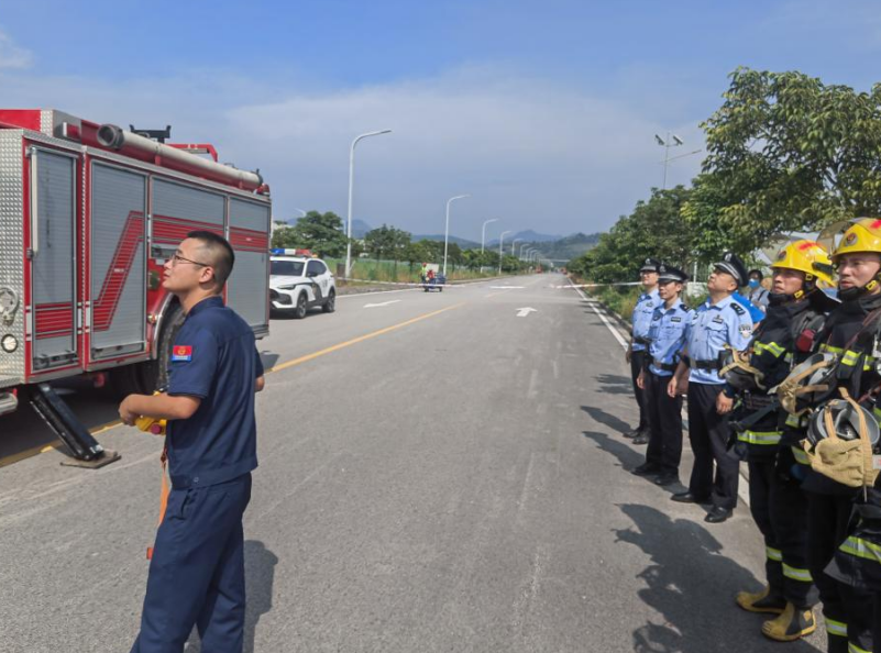 福建七都派出所联合宁德消防、上汽宁德基地开展消防应急联合演练