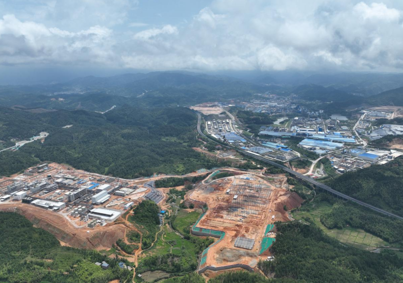 福建上杭：立足“新赛道” 发展新能源