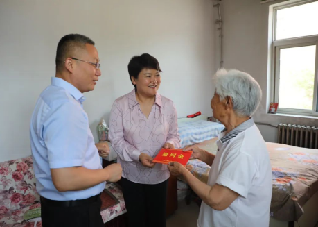 太原尖草坪区：声声问候暖人心  句句嘱托传深情