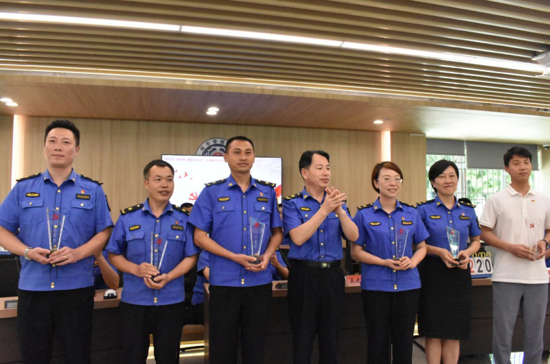 以赛比学 比赛促学 │ 厦门市城市执法局举行主题教育 知识竞赛