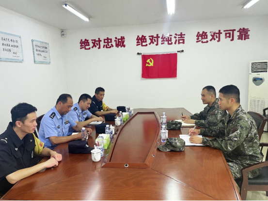 福建福安巡特警反恐大队联合武警中队开展布控堵截演练