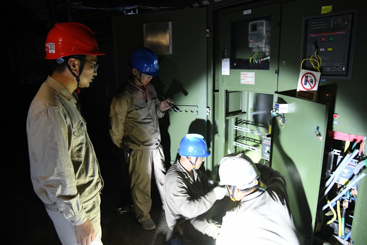 福建云霄供电：连夜消除设备缺陷 确保居民用好电