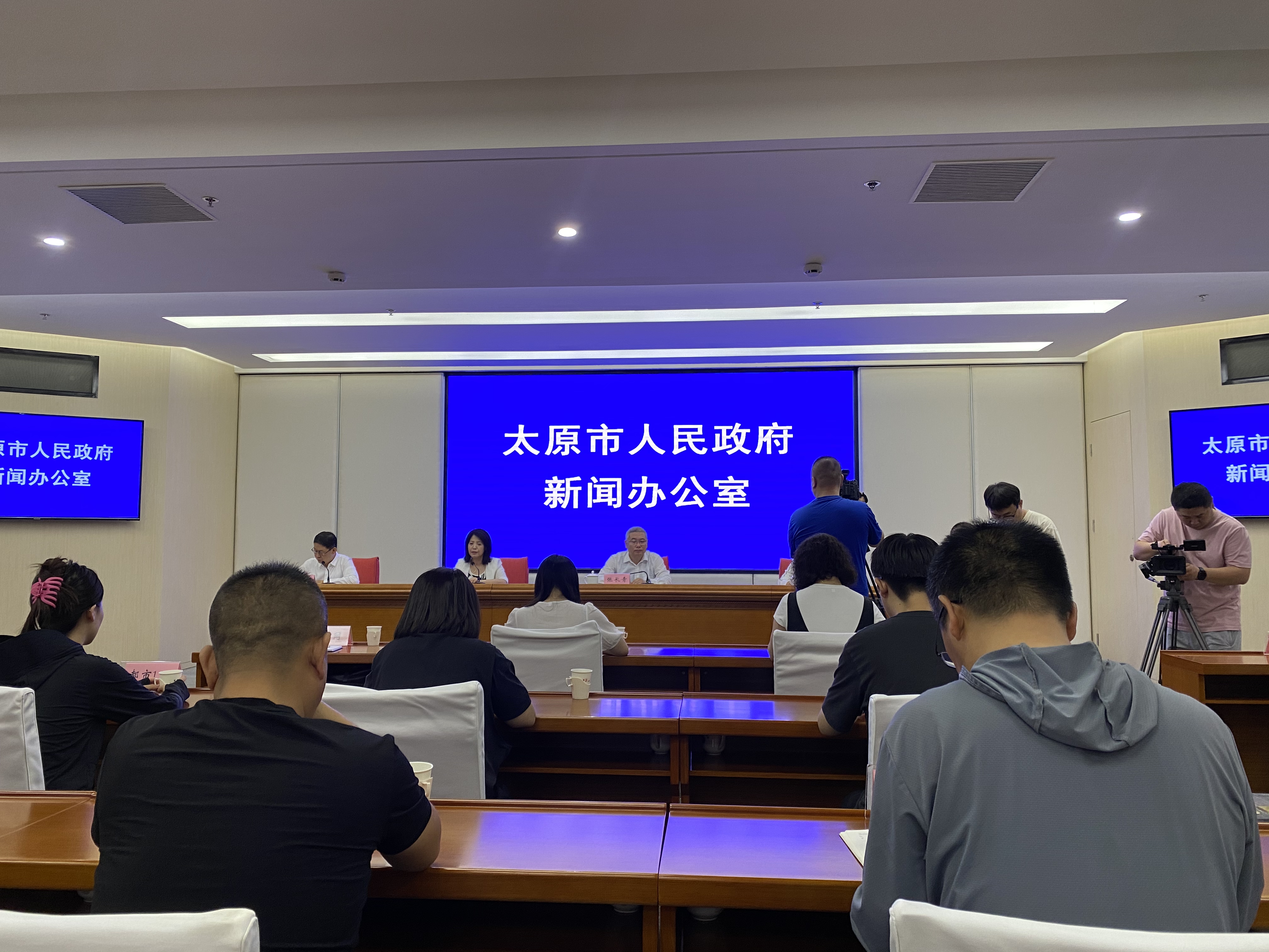 太原市举办首届“锦绣杯”篮球系列赛事活动