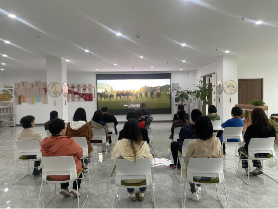 太原万柏林区滨体社区“四点四心”做好企退党员教育管理工作