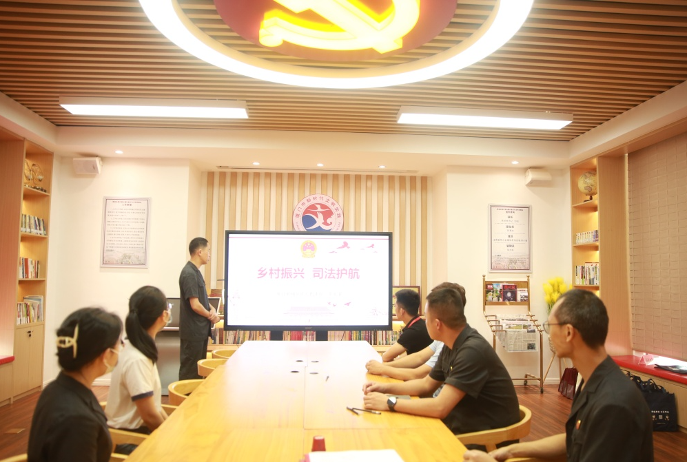 厦门翔安法院：党建引领聚合力 庭村共建护平安