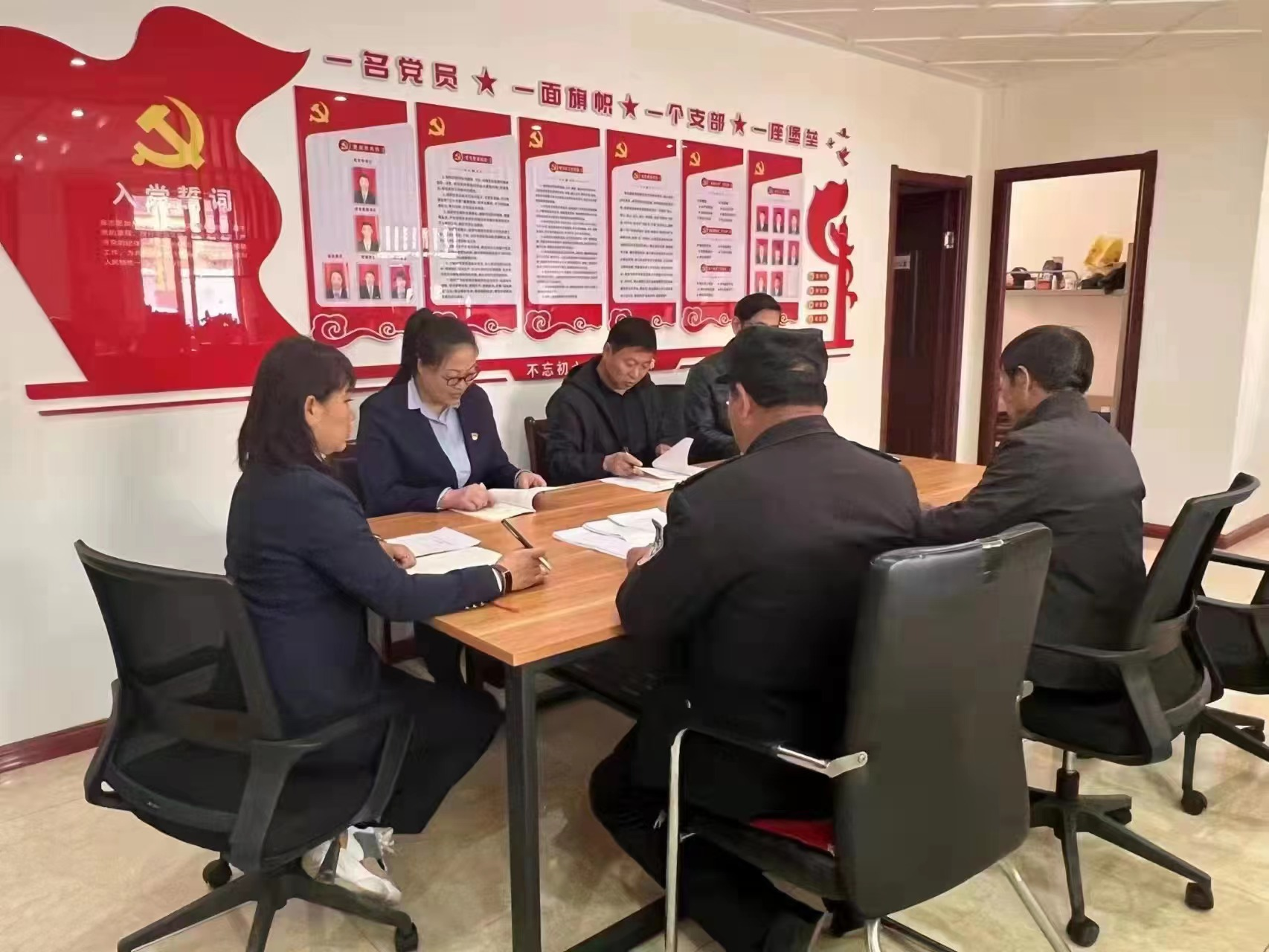 忻州保德县：党建引领  社区物业管理能力再提升