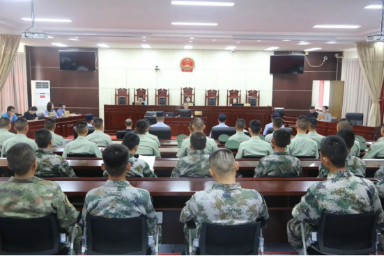 长治屯留检察院邀请驻地部队观摩庭审活动