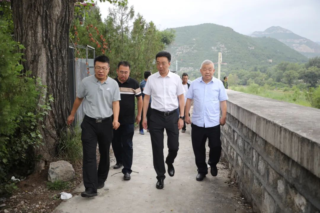 太原尖草坪区：区委副书记、区长张力维一线调研督导防汛备汛工作