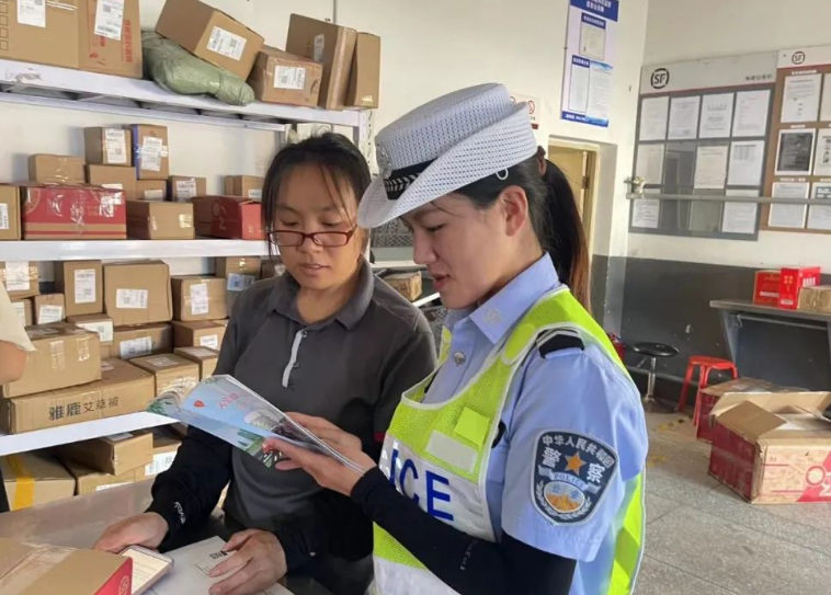长治沁县交警：“安全提醒”送达物流企业
