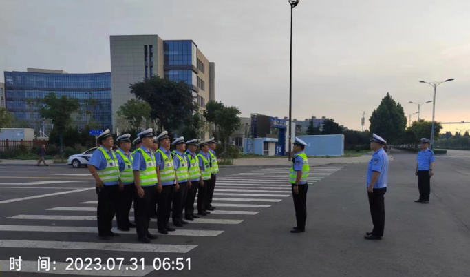 临汾市公安局交警支队严查严管严控各种交通违法行为  全力净化道路交通环境