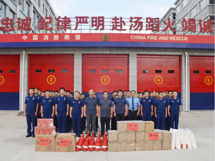 太原娄烦县委政法委和县检察院联合开展“八一”建军节慰问活动