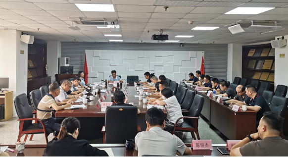 御风展旗  众“质”成城 ——厦门市质安站全力阻击台风“杜苏芮”