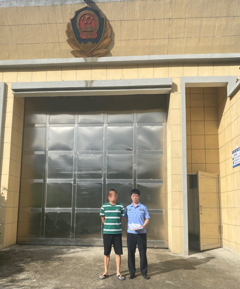 福建福安溪柄派出所查处一起非法居留案