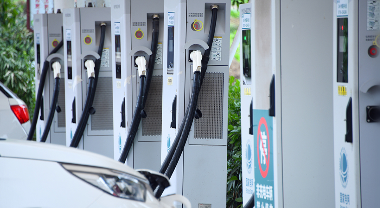 我国充电桩建设加速推进