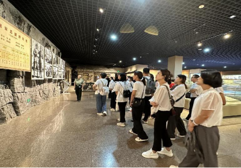 太原万柏林区义井东社区：追寻红色足迹  牢记使命担当