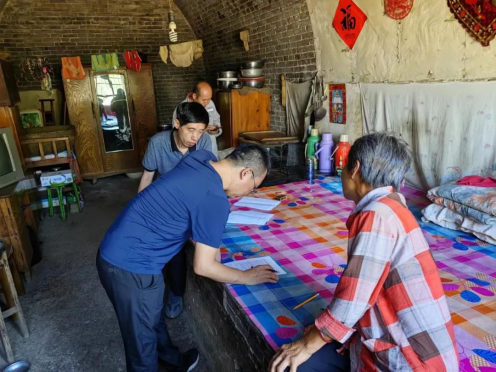 山西灵石法院全体党员干警开展入户大走访活动