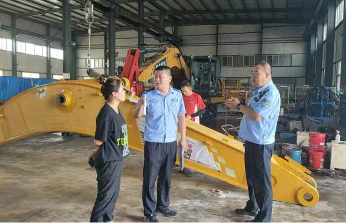 山西晋中开发区公安分局开展防火防盗宣传