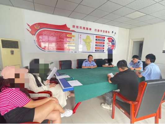 长治平顺：游客争船“上了头” 民警耐心调解“巧降温”