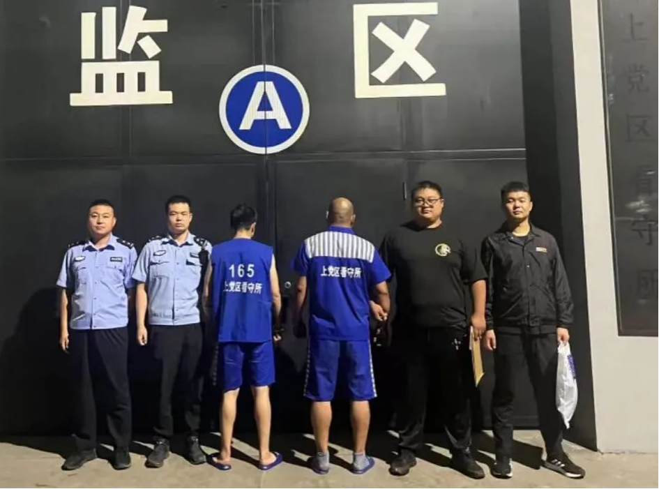 【夏季行动】“不扶墙就服你”胆真肥！
