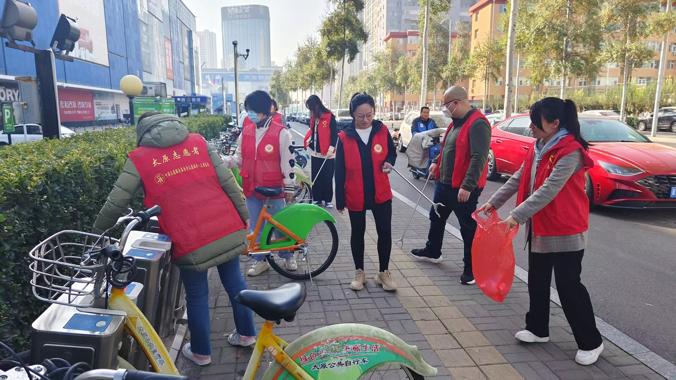 太原市政集团二公司积极开展青年志愿服务活动
