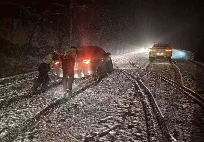 长治黎城公安：以雪为令，全警出动