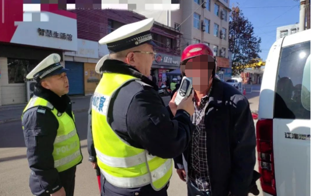 临汾公安交警提示：酒驾醉驾危害大  千万别抱“侥幸”心