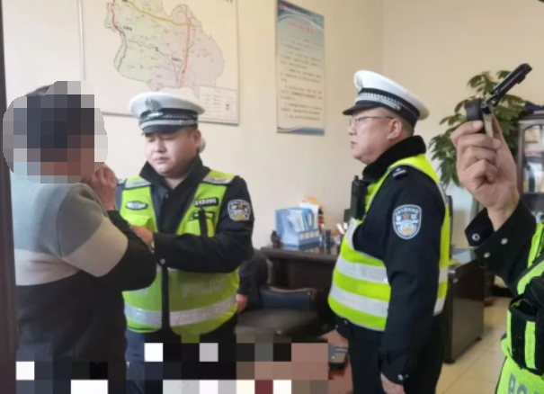 图片4.png 图片4.png