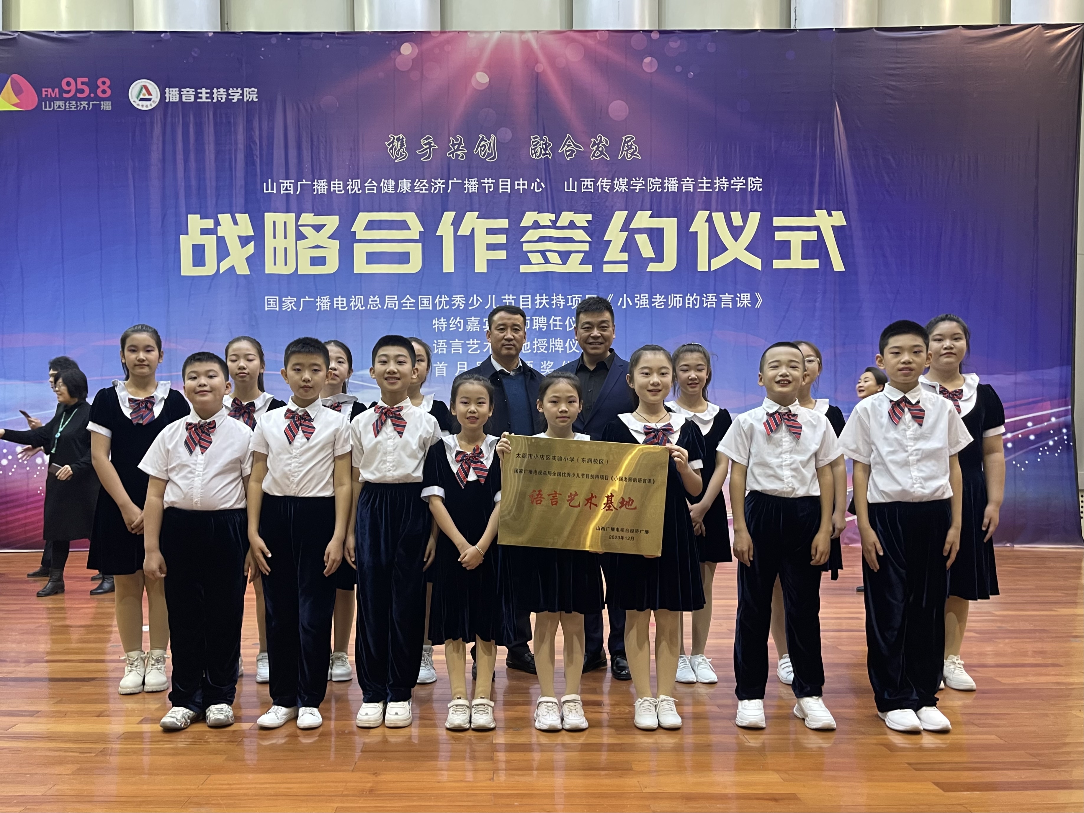 73cff83a80fbdd5ca12ed835e042a7c.jpg 73cff83a80fbdd5ca12ed835e042a7c.jpg