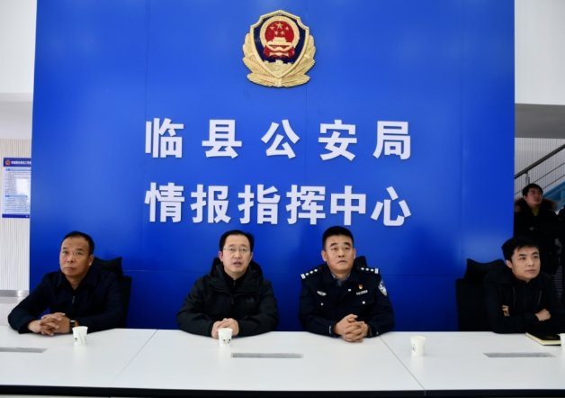 临县县委常委、政法委书记、统战部部长曹孝伟深入该县政法单位调研指导工作