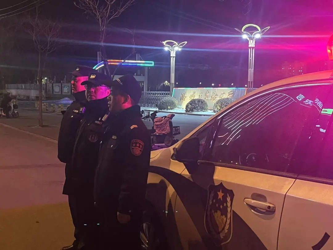 长治潞城公安：夜间巡防“不打烊” 筑牢安全“防护网”