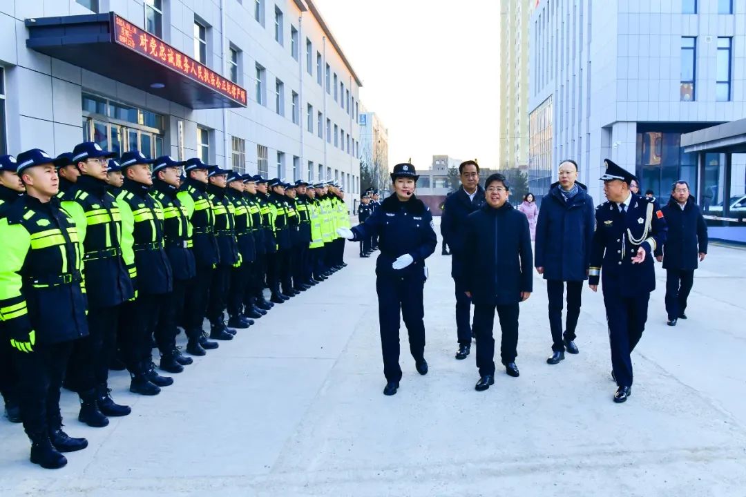 朔州市委书记姜四清深入市公安局调研
