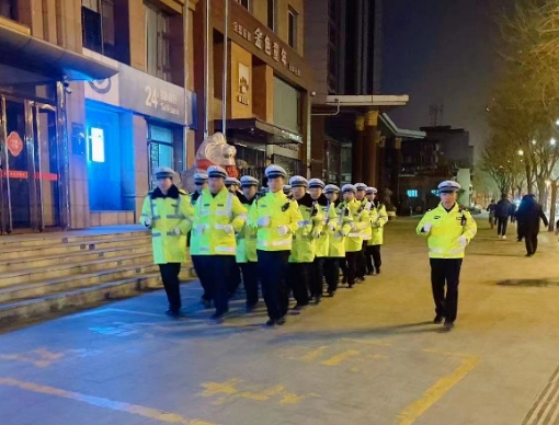 临汾市公安局交警支队严查严管严控各种交通违法行为  全力净化辖区道路交通环境