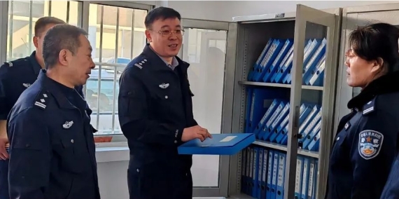 吕梁临县公安局一行深入基层开展年终目标责任考核暨“春雷行动”推进情况督导检查