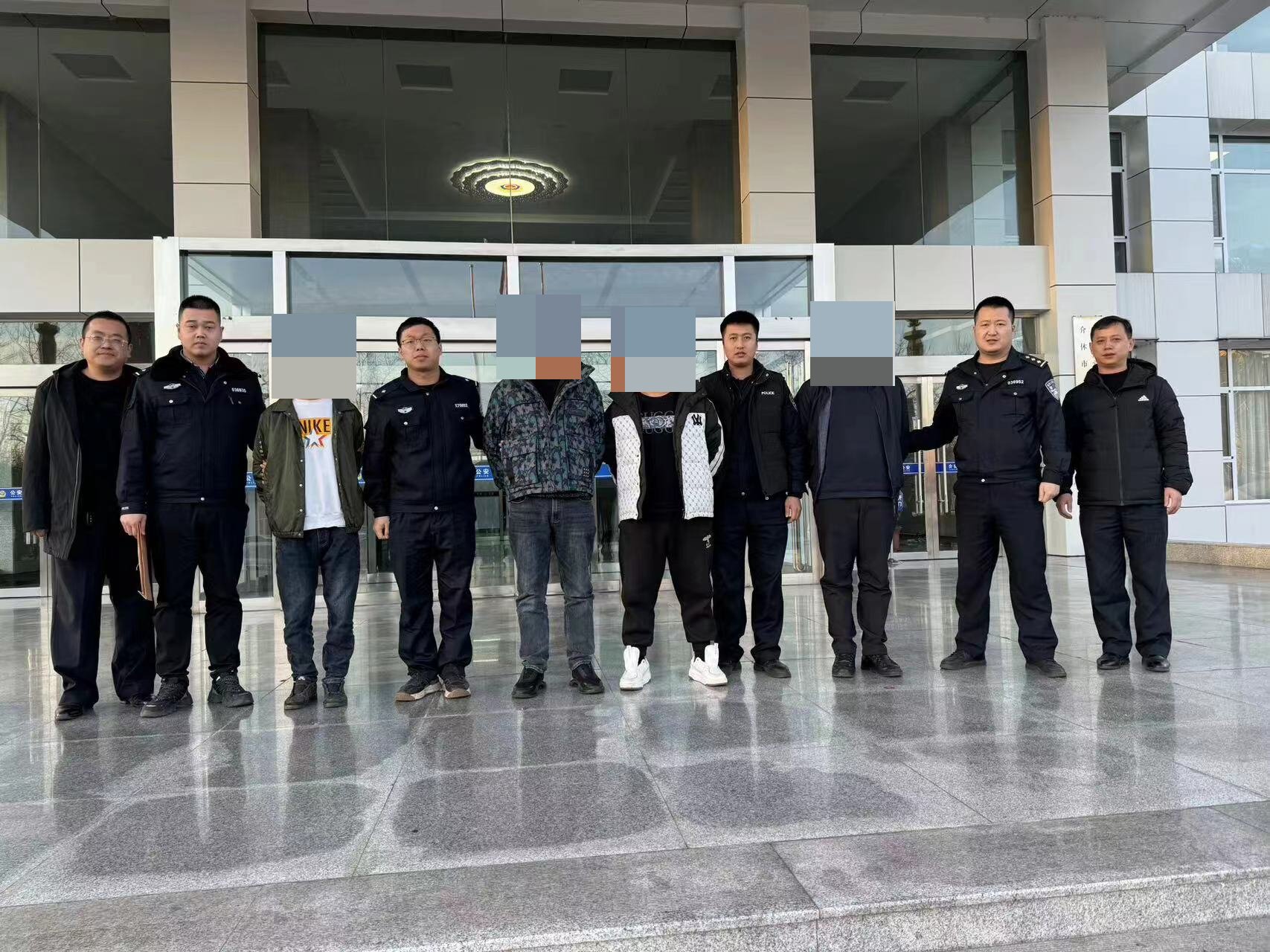 山西介休公安刑侦大队：守株待兔“碰瓷酒驾，敲诈勒索终落网”