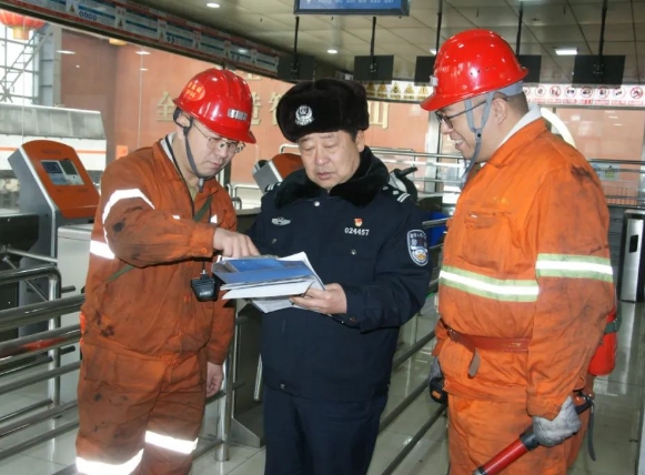 专访山西省副省长、公安厅厅长李成林：向高质量发展聚焦  向高水平安全聚力