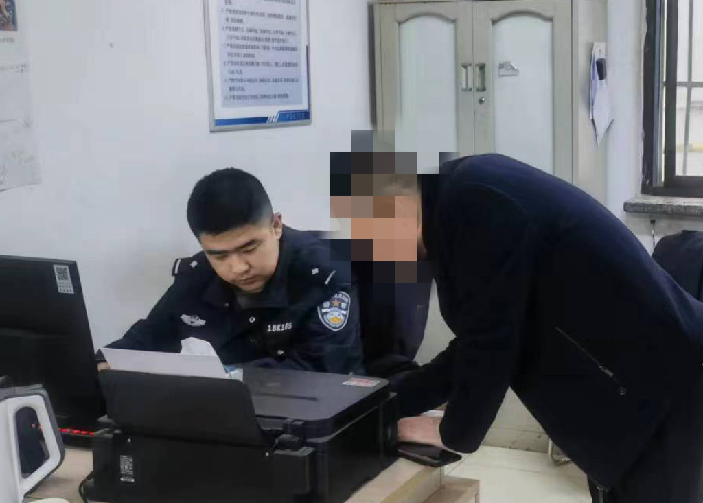 太原迎泽：乘客深夜丢失手机，民警相助快速寻回