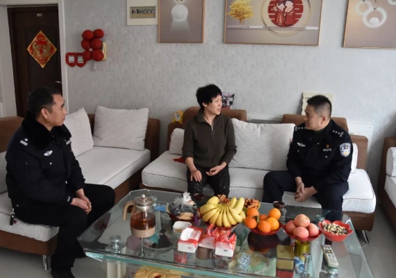 新春慰问送祝福！长治黎城公安局党委春节前夕走访慰问离退休老干部