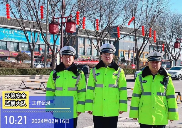 临汾公安交警春节假日期间持续守护交通安全“不打烊”