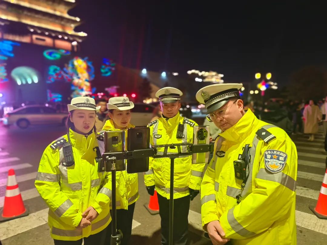 【幸福过大年 平安游山西】干得漂亮！为大同交警点赞！
