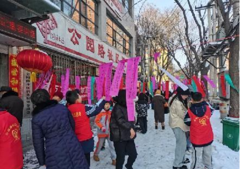 太原万柏林区千峰街道：趣味猜灯谜  欢喜闹元宵