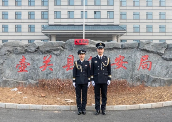 春风十里，最美“警”色如你