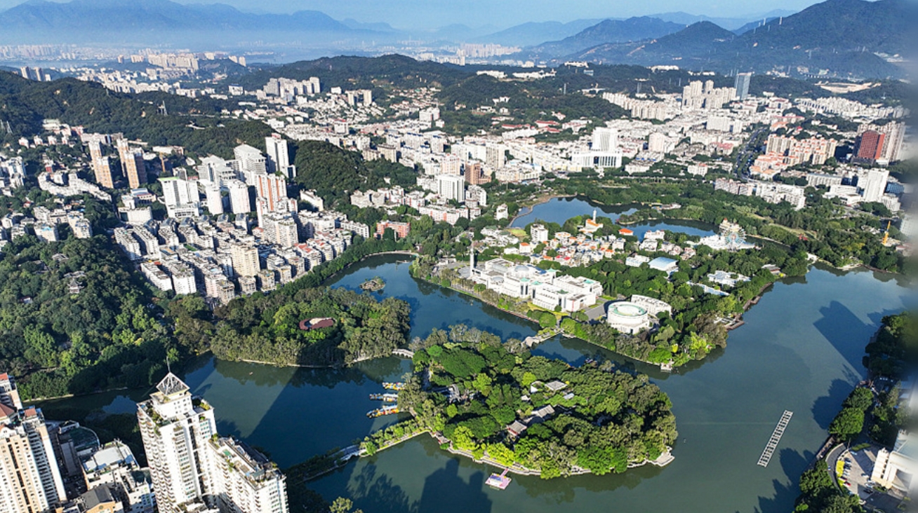城市“会客厅”！百姓享受清水绿岸、鱼翔浅底、人水和谐的美丽河湖