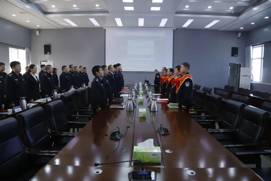 无悔从警路 峥嵘岁月情——朔州市公安局举行民警荣休仪式
