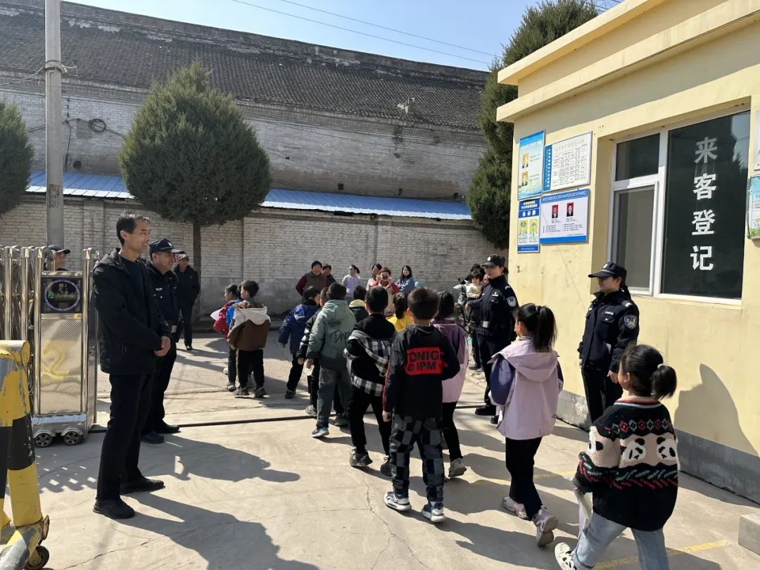 长治潞城：警校携手聚力  共筑平安校园